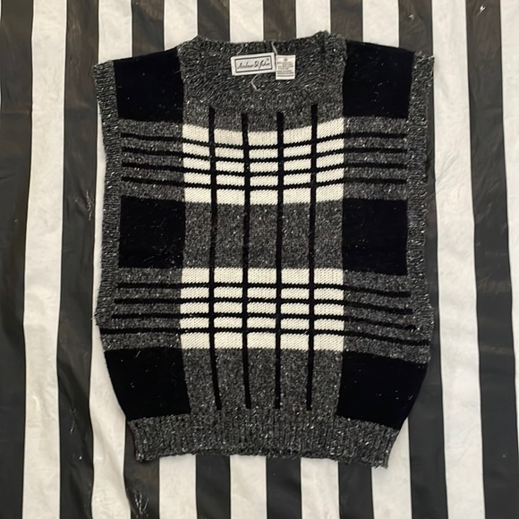 Vintage Andrew St John Sz S Wool/ Acrylic Blend Sweater Vest - Picture 1 of 7